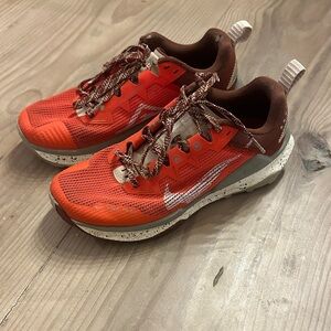Nike React